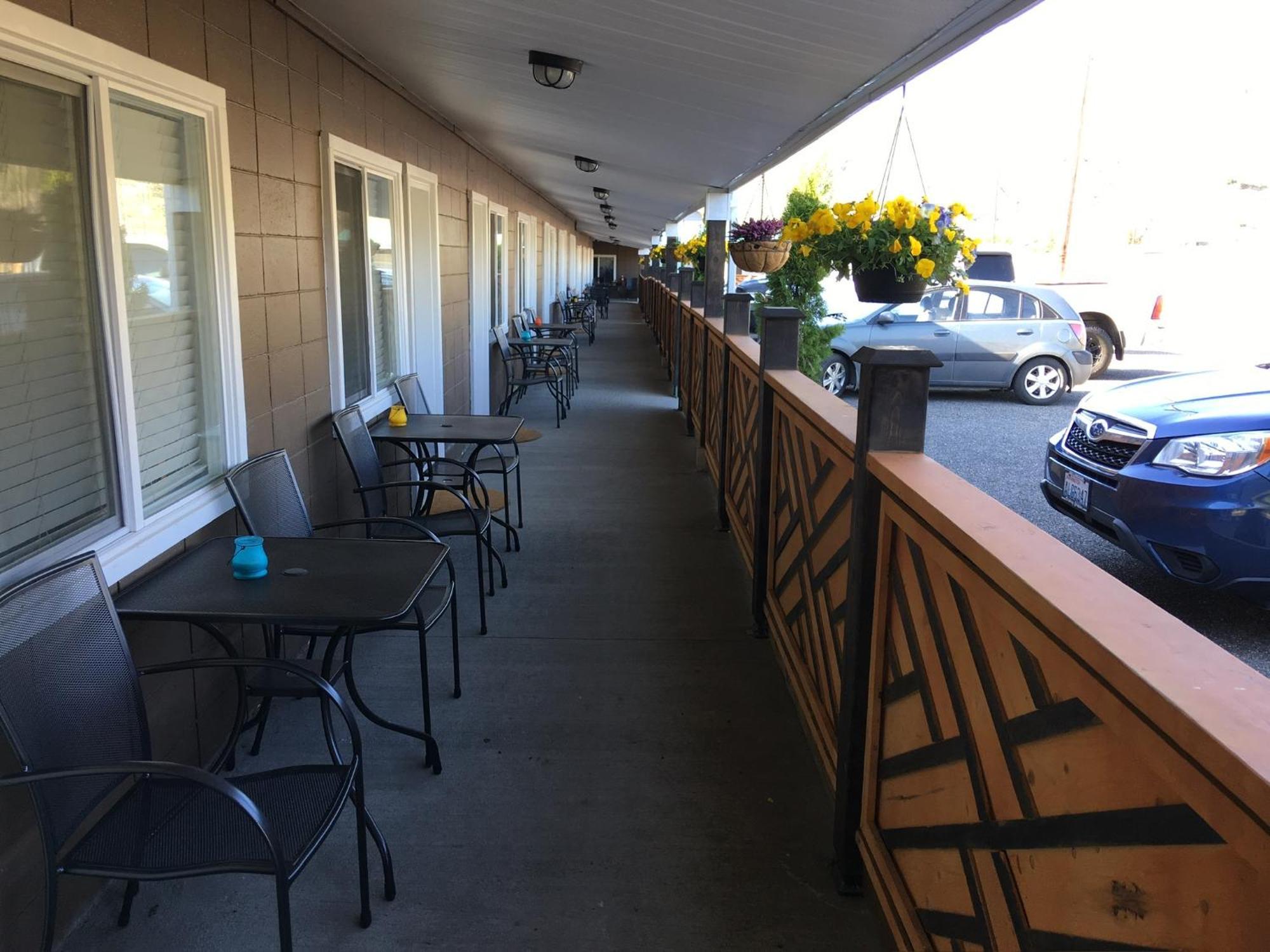 Sunset Motel Cache Creek Dış mekan fotoğraf